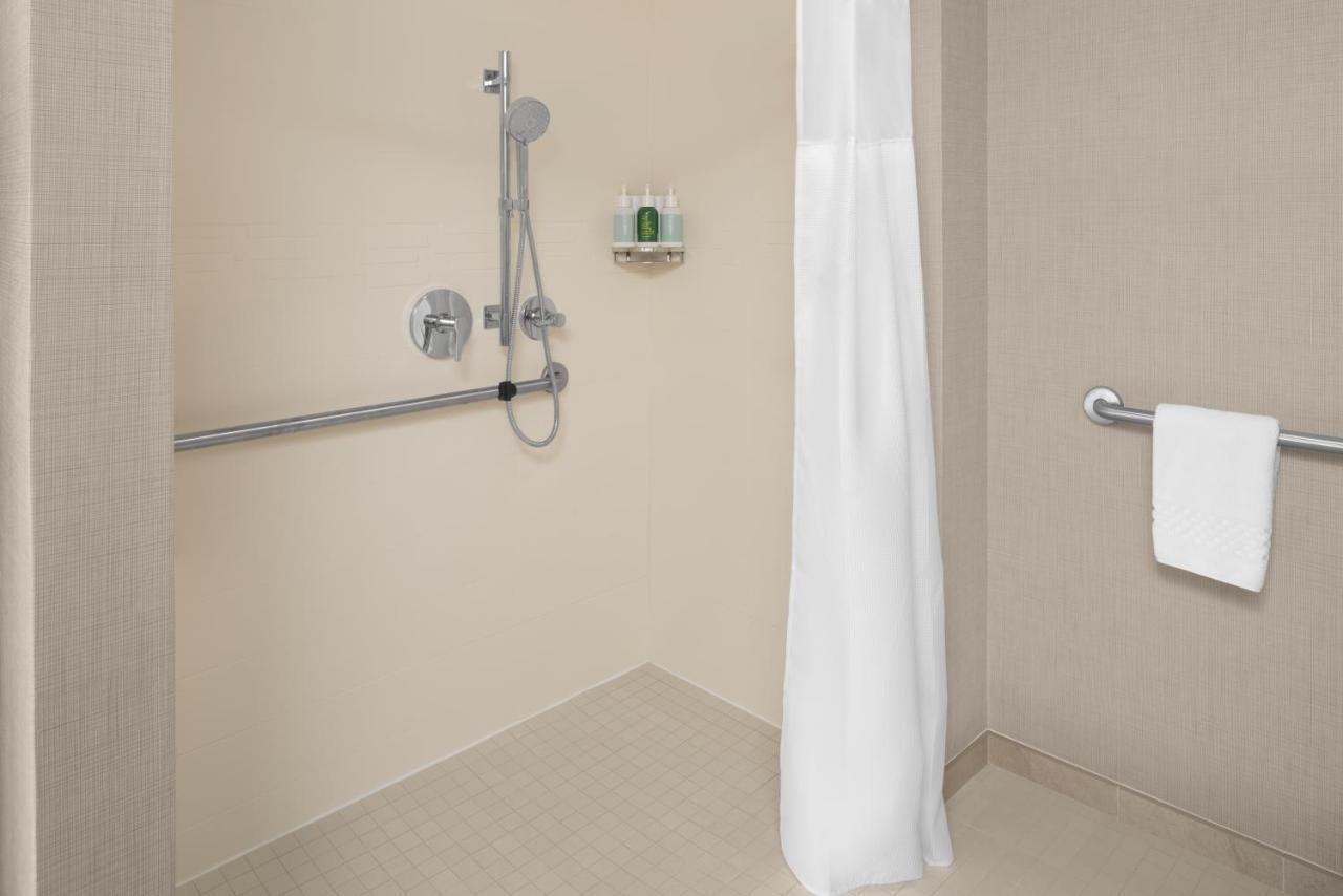 Residence Inn Long Island Holtsville Εξωτερικό φωτογραφία